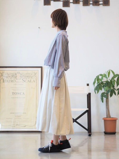 暖かくてすぐ着れる!春スウェット入りました 暖かくてすぐ着れる!春スウェット入りました