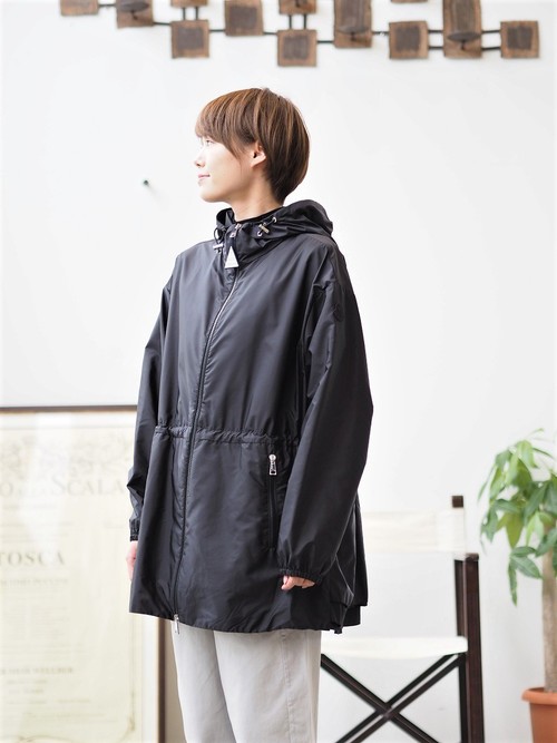 MONCLERのナイロンジャケット&SHIHARA追加入りました MONCLERのナイロンジャケット&SHIHARA追加入りました