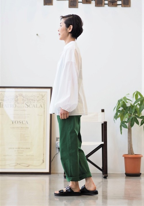 やっぱり緑が好きだ!SEMICOUTUREのパンツでコーディネート やっぱり緑が好きだ!SEMICOUTUREのパンツでコーディネート