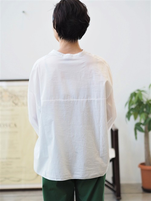 やっぱり緑が好きだ!SEMICOUTUREのパンツでコーディネート やっぱり緑が好きだ!SEMICOUTUREのパンツでコーディネート
