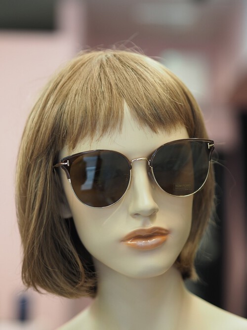 スタイリッシュなTOM FORDのサングラス スタイリッシュなTOM FORDのサングラス