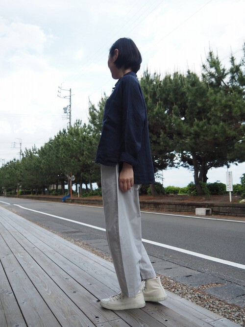 暑くなったら大活躍の使えるリネン素材のTopsはいかがですか? 暑くなったら大活躍の使えるリネン素材のTopsはいかがですか?
