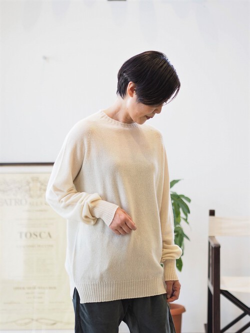 ふわふわ感が堪らないカシミヤ100ニット ふわふわ感が堪らないカシミヤ100ニット