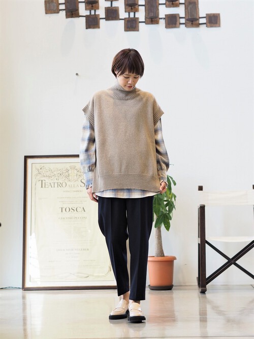 人気パンツ、34サイズのみとなりました 人気パンツ、34サイズのみとなりました