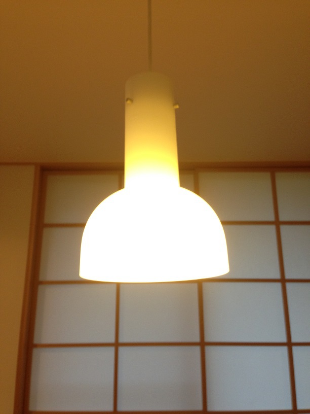 「蛍光灯とLED」 の明るさ・演色性を比較検証してみる 「蛍光灯とLED」 の明るさ・演色性を比較検証してみる