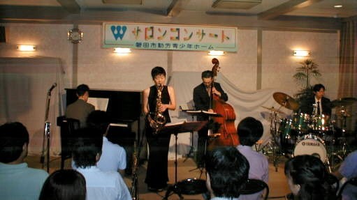 サロコン選 2001.6.16 No.30 Shiny Stockin in磐田市勤労青少年ホーム 全曲聴けます サロコン選 2001.6.16 No.30 Shiny Stockin in磐田市勤労青少年ホーム 全曲聴けます