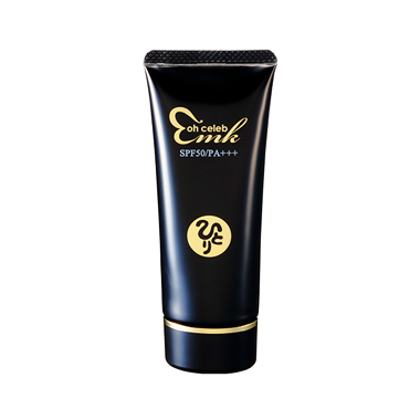 大セレブエッセンシャルファンデーション SPF50・PA+++の高いUVカット機能 日焼け、乾燥を防ぐファンデーション 大セレブエッセンシャルファンデーション SPF50・PA+++の高いUVカット機能 日焼け、乾燥を防ぐファンデーション
