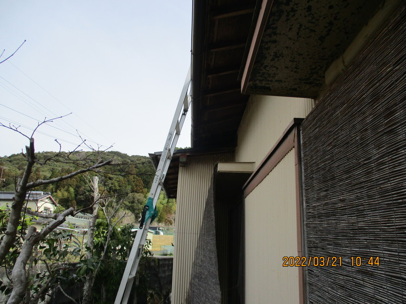 掛川市外壁塗装工事、軒天板金工事