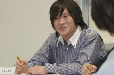 卒業生が学校に来てくれました!!
