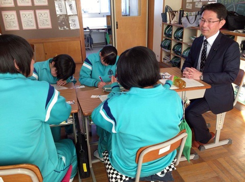 袋井中学校で「未来授業」に参加！生徒たちの真剣な眼差しと先生の情熱に感動してきました。