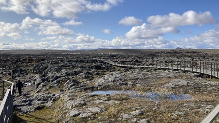 レンタカーで巡るアイスランド一周３１００kmの旅行記その９　火山が作る地形とヨーロッパ最大級水量の滝