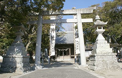 中村家と関わりの深い息神社(おきじんじゃ)