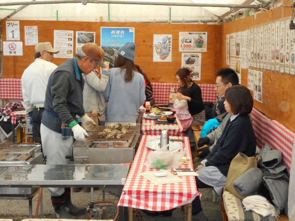 海湖館牡蠣小屋・お客様本日のご来店ありがとうございます! 海湖館牡蠣小屋・お客様本日のご来店ありがとうございます!