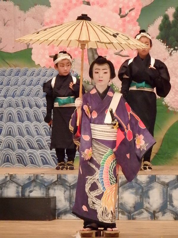 「弁天娘女男白浪 稲瀬川勢揃の場」役者さん紹介 「弁天娘女男白浪 稲瀬川勢揃の場」役者さん紹介