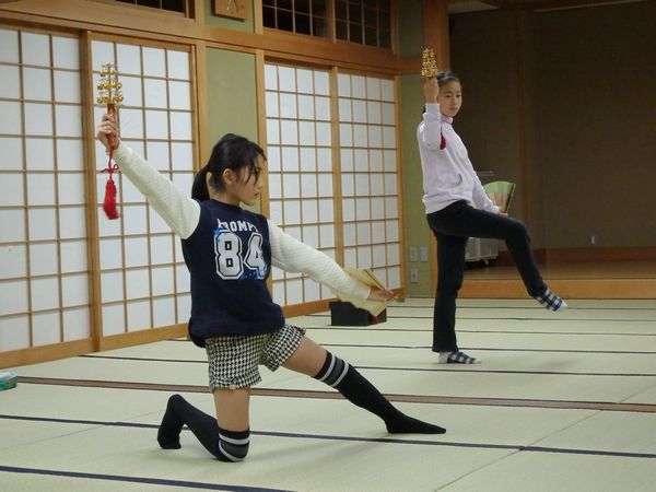 雄踏歌舞伎「万人講」子供歌舞伎お稽古中! 安心してください頑張ってますよ! 雄踏歌舞伎「万人講」子供歌舞伎お稽古中! 安心してください頑張ってますよ!