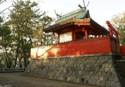 神域の春日神社