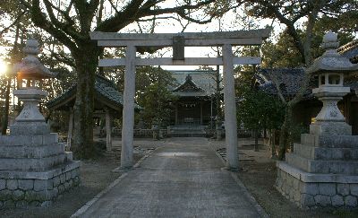 神域の春日神社