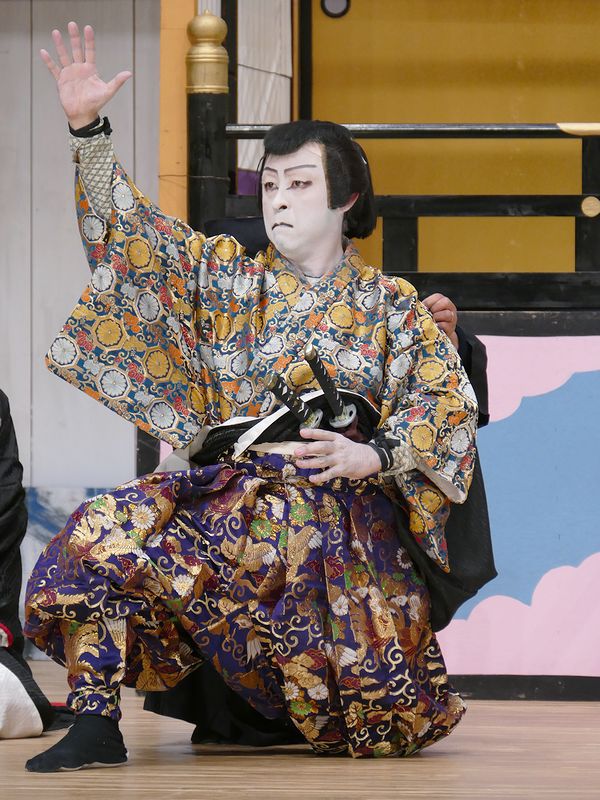 「鬼一法目三略の巻 一条大蔵譚」役者さん紹介! 「鬼一法目三略の巻 一条大蔵譚」役者さん紹介!
