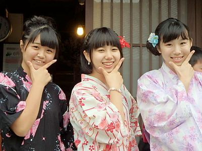あら!イ~ね 南浜名湖・笑顔のお嬢様! あら!イ~ね 南浜名湖・笑顔のお嬢様!