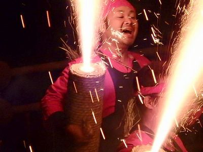 「ソーラダッセダッセヨ!」 遠州新居の花火野郎参上! 「ソーラダッセダッセヨ!」 遠州新居の花火野郎参上!
