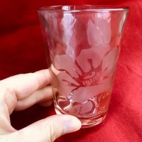 誕生花をエッチングしたグラス