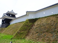 屏風折れ土塀
