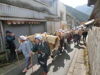 「浜背負い祭り」の時代行列