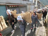 「浜背負い祭り」の時代行列