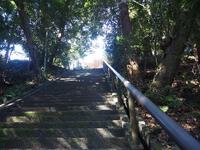 高天神社の上がる石段