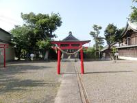 駒場神社の境内社