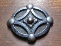 釘隠し