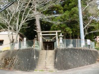 虫生の熊野神社