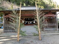 神原薬師堂の男木