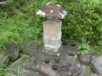 社山の六地蔵塔