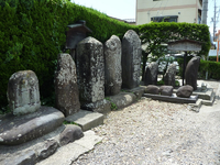 石碑石仏群