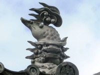 逆立ち獅子の飾り瓦