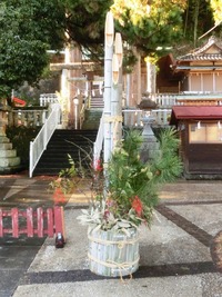 二俣諏訪神社の門松