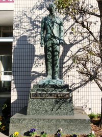 長谷川鉄雄先生之像
