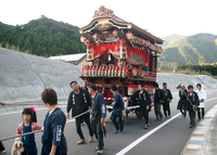 「東和連」の屋台