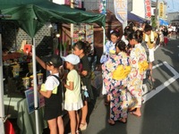 「福田の夜店市」のにぎわい