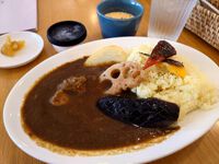 ユニバーサルカフェ&レストラン「COLERE（コレル）」～山梨県立美術館レストラン～