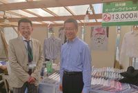 【遠州織物×国内縫製】 シャツの地産地消をめざすクリーニング店経営の杉原社長の心意気に思わず唸ってしまいます。