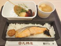 パッケージに偽りなし「お米が美味しい日本のお弁当」 ～天神屋～