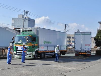 県・浜松市・湖西市による緊急物資輸送訓練に参加しました。