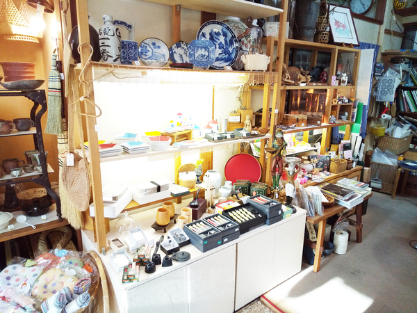 【店内模様替えおわりましたよ】