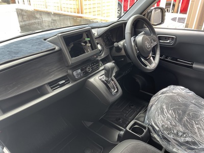 新車商談用に HONDA N-ONE をディーラーへ貸し出し ♪