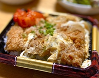 ビッグ富士のチキンカツ重 ♪ 2025/03/24 12:12:58