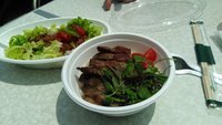 お庭でランチ♬　