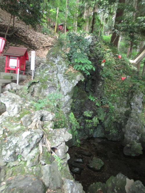 平口のお不動さんと万葉の森