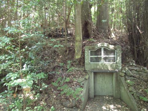 御厨堂山古墳　　（磐田市）